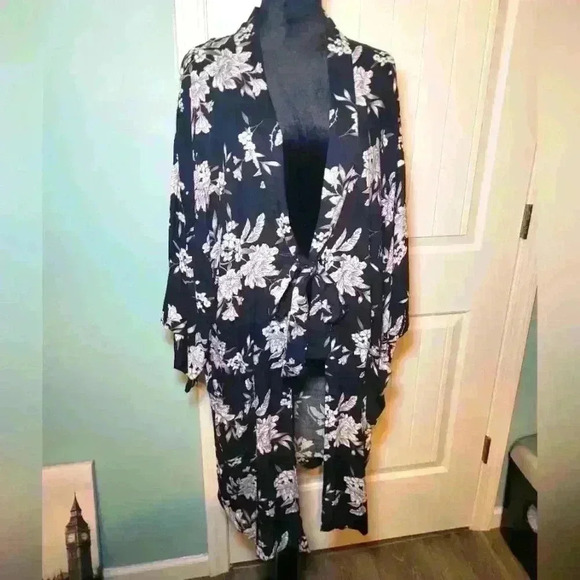 Spiritual gangster Robe with attached belt. OS - Picture 1 of 7